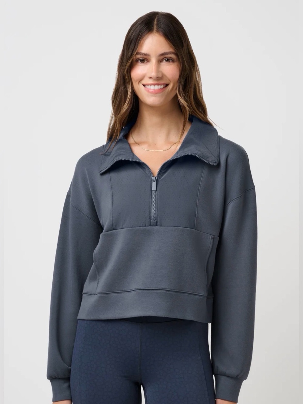 Travis Matthew Skyloft Soft Perf Half Zip, Blue, Women’s sz Large